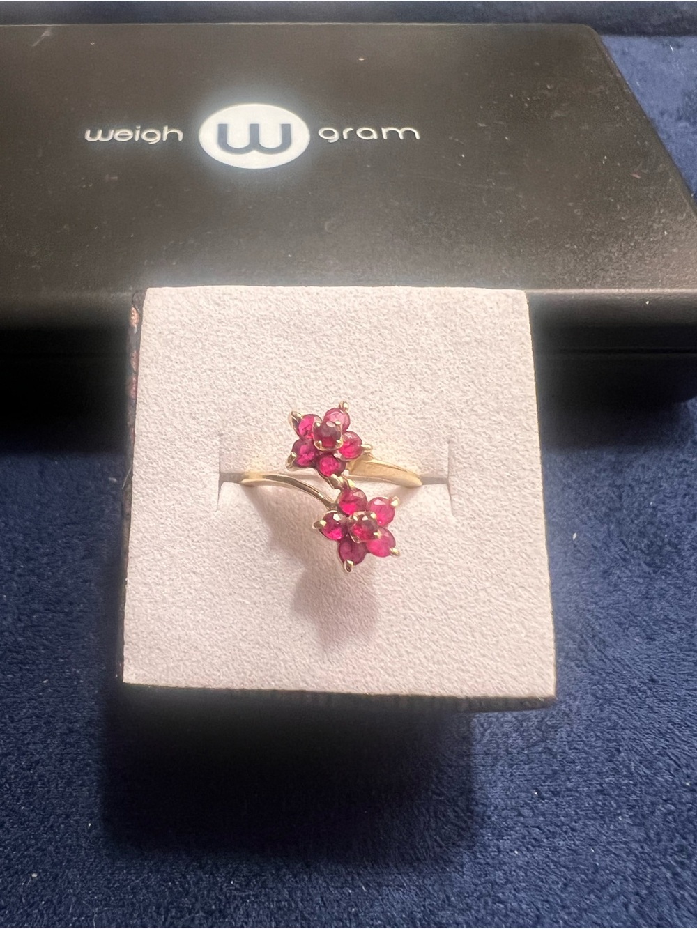 Ruby two flower 14 kt gold ring. Size 3